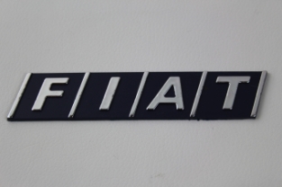 FIAT Embleem op achterklep 